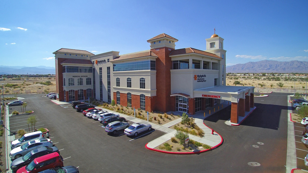 14-Healthcare-Bldg-Emerus-1_Emerus-Comm-Hospital_Camino