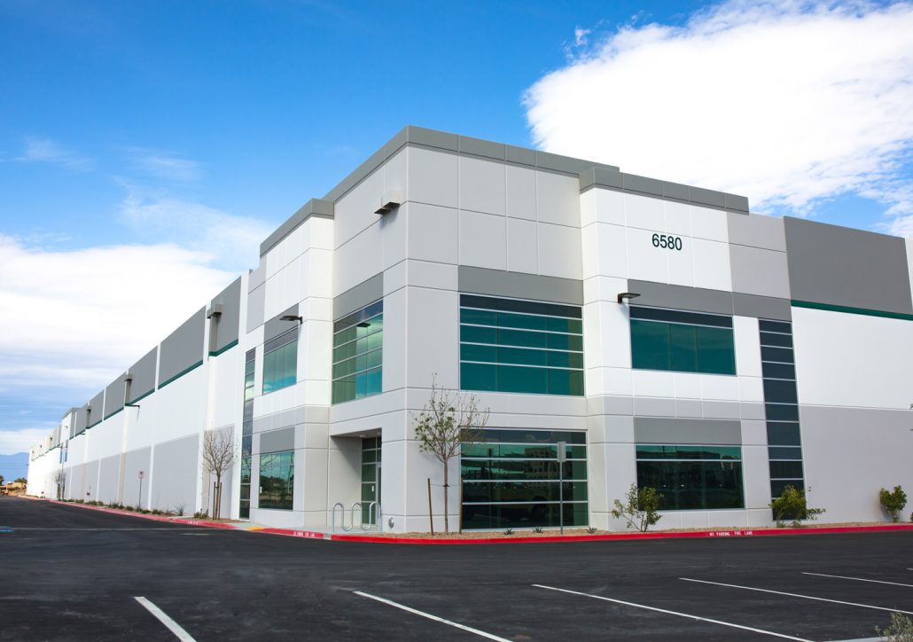 19-Indust-Bldg-Spec-Small-Beltway-Distr-0M9A6907-2