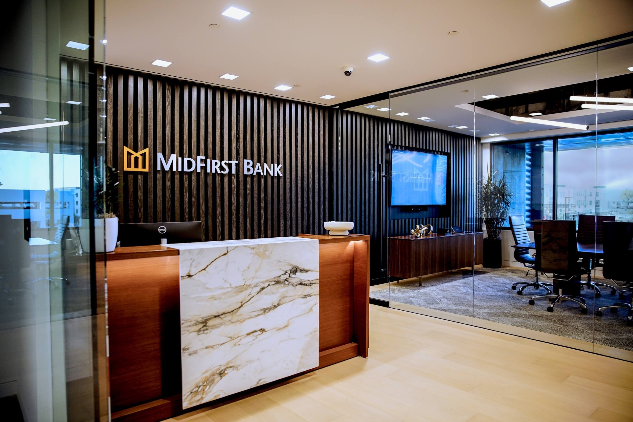 MidFirst Bank
